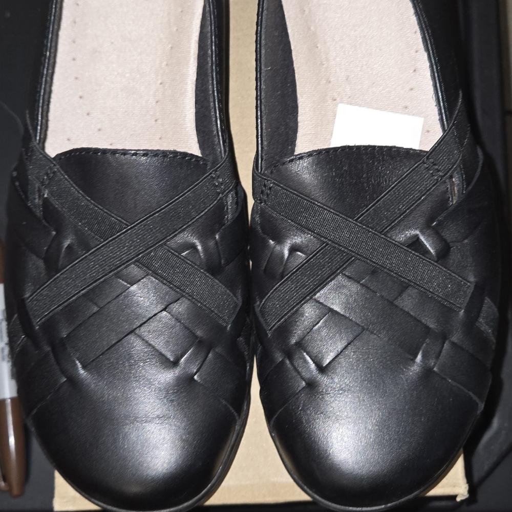 Clarks Black Woven Leather Flats - Picture 2 of 12